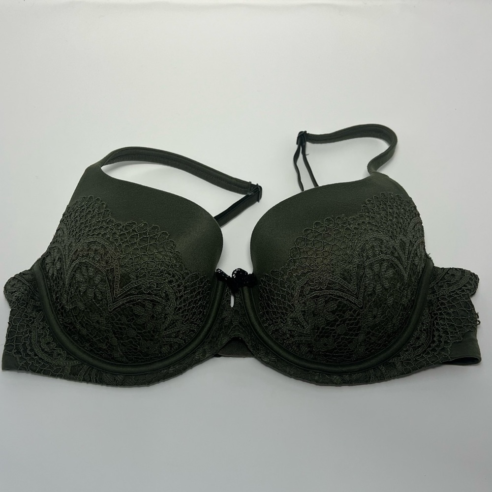 victoria’s secret lace bra | lined demi size 34D | body by victoria bra